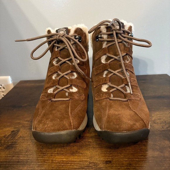 Timberland Brown Suede Canard Resort Shearling Lined‎  Hiking Boot (Women 6.5) - Picture 4 of 10